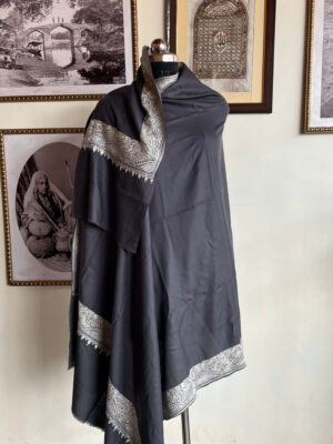Handwoven Kashmiri pashmina shawl with traditional Tilla work for women